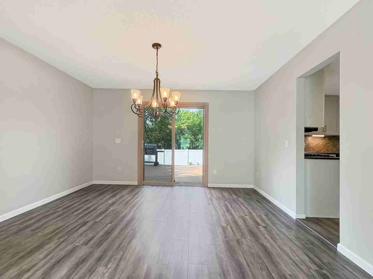 15612 Canyon Rdg - Photo 5 of 50