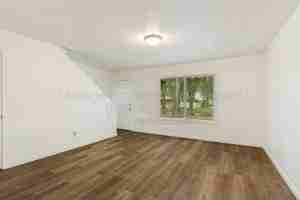 featured image of 1054 W 1520 N #B