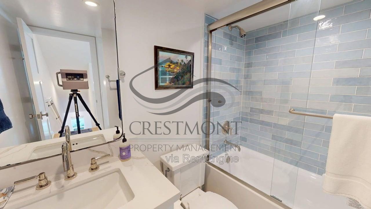543 Orange Ave - Photo 6 of 38