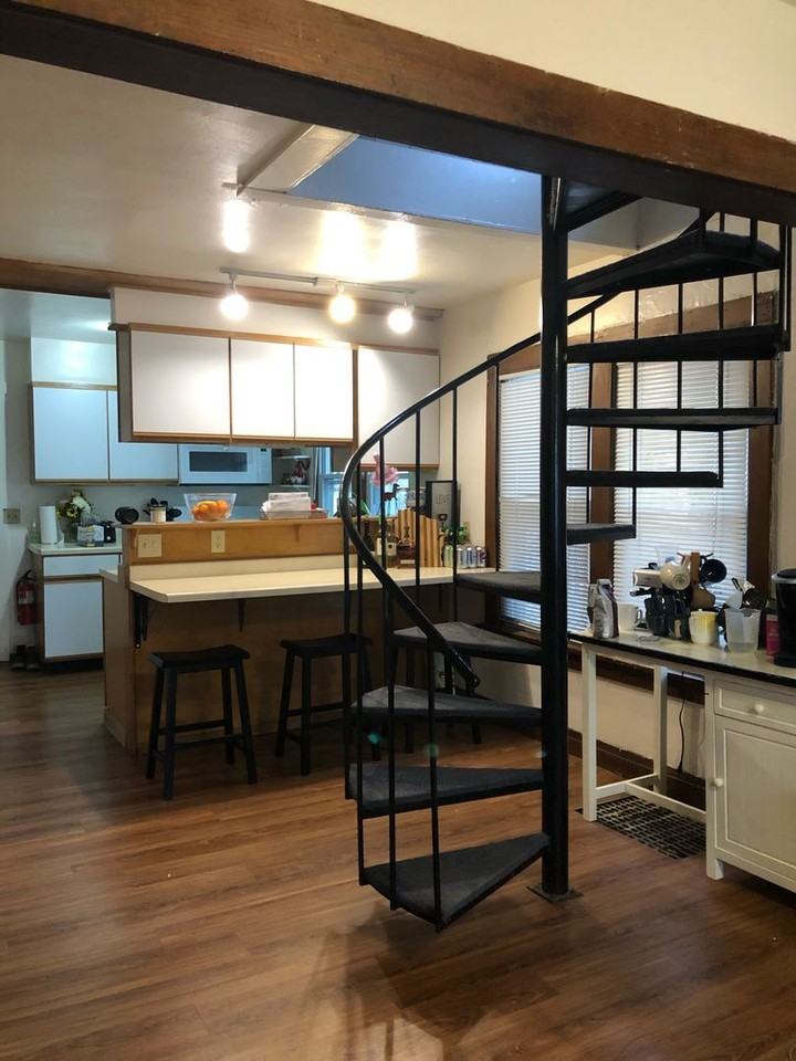 1118 Bowen Ct - Photo 3 of 5