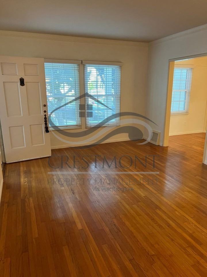 740 D Ave - Photo 4 of 20