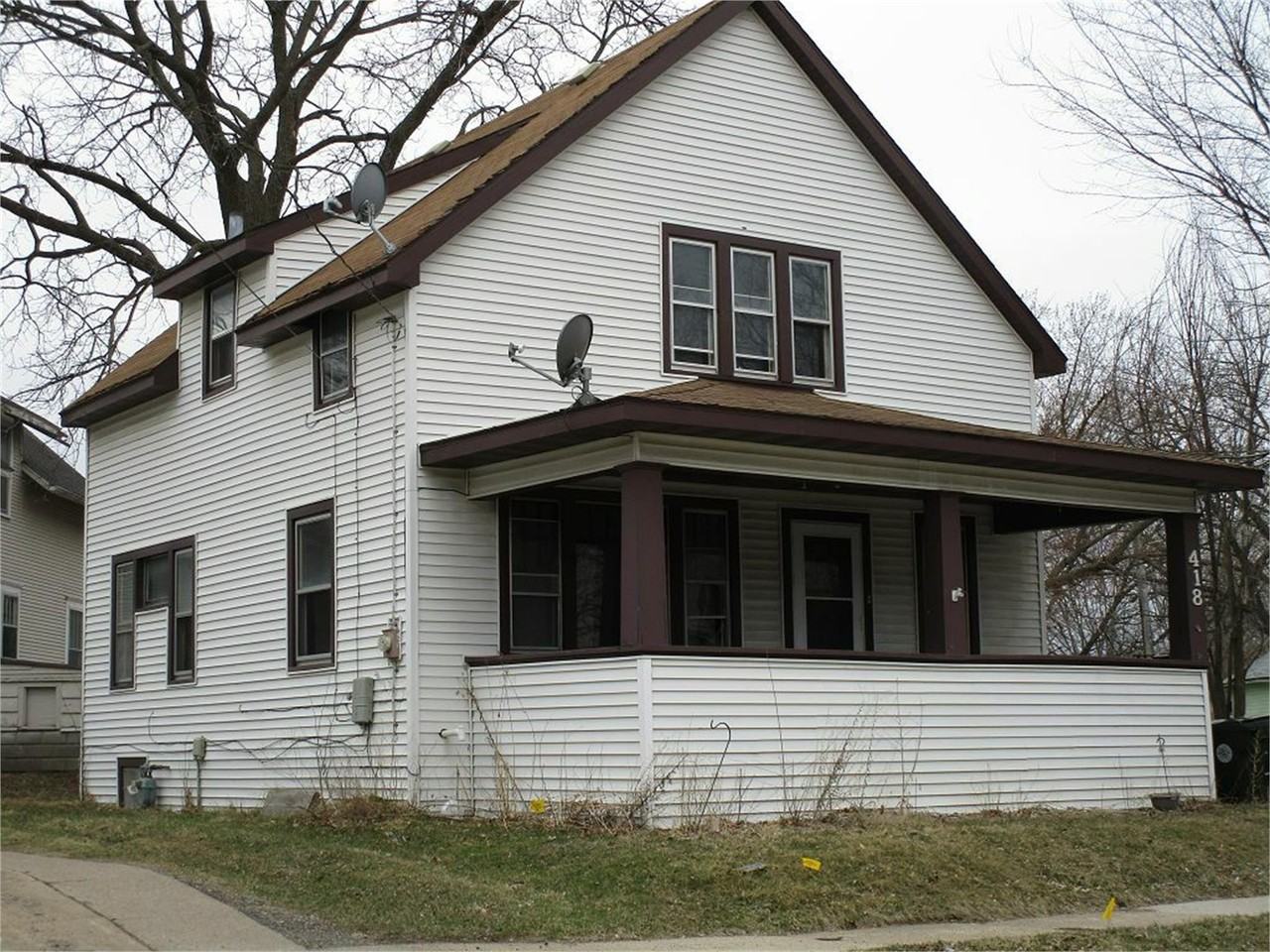 418 Bayard St - Photo 2 of 14