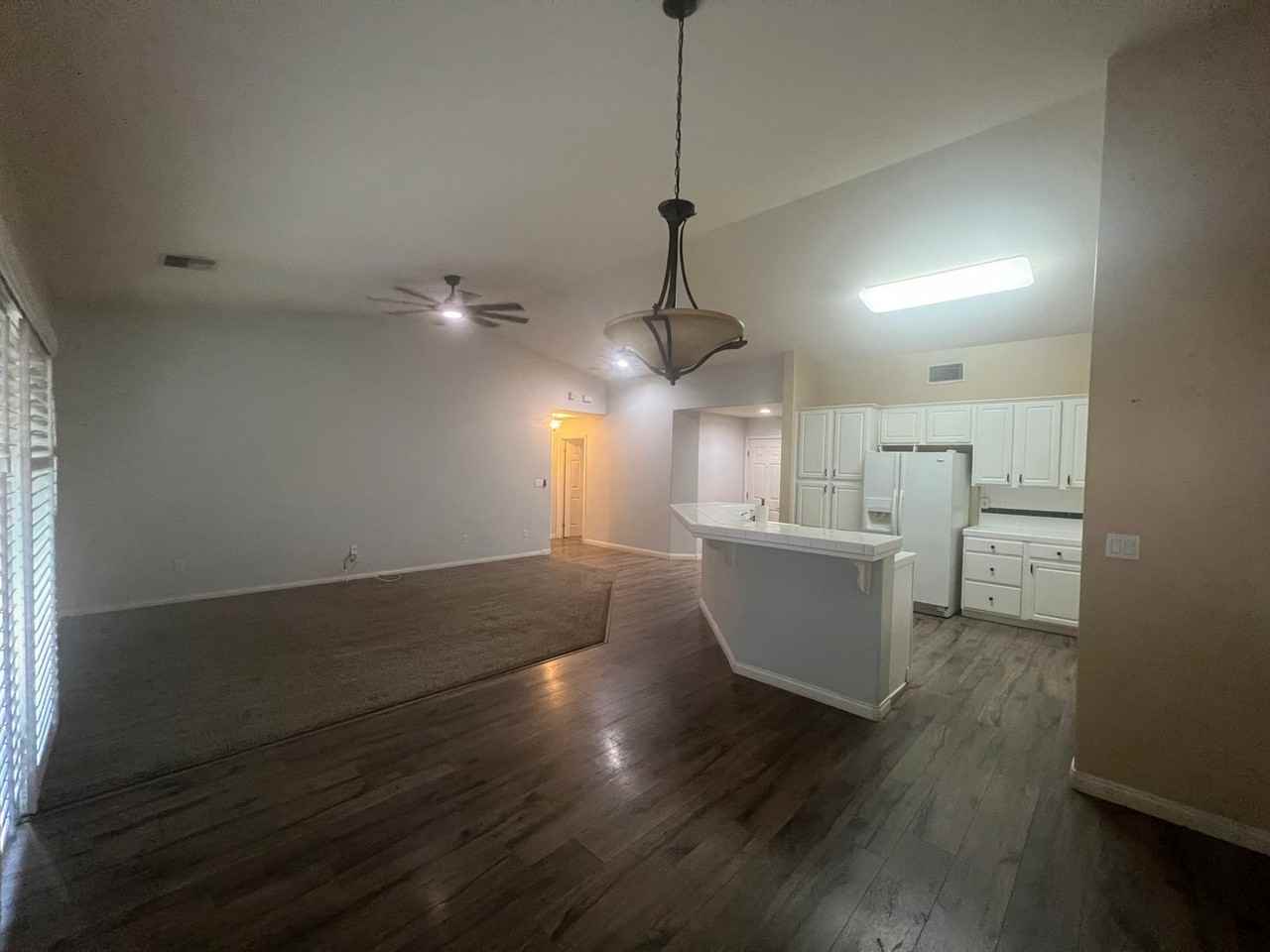 11614 Indian Hawthorne St - Photo 4 of 17