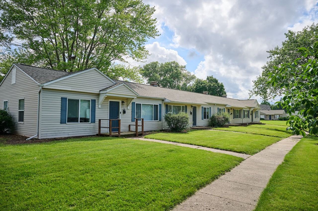 300 E. Fairlawn - Photo 6 of 23
