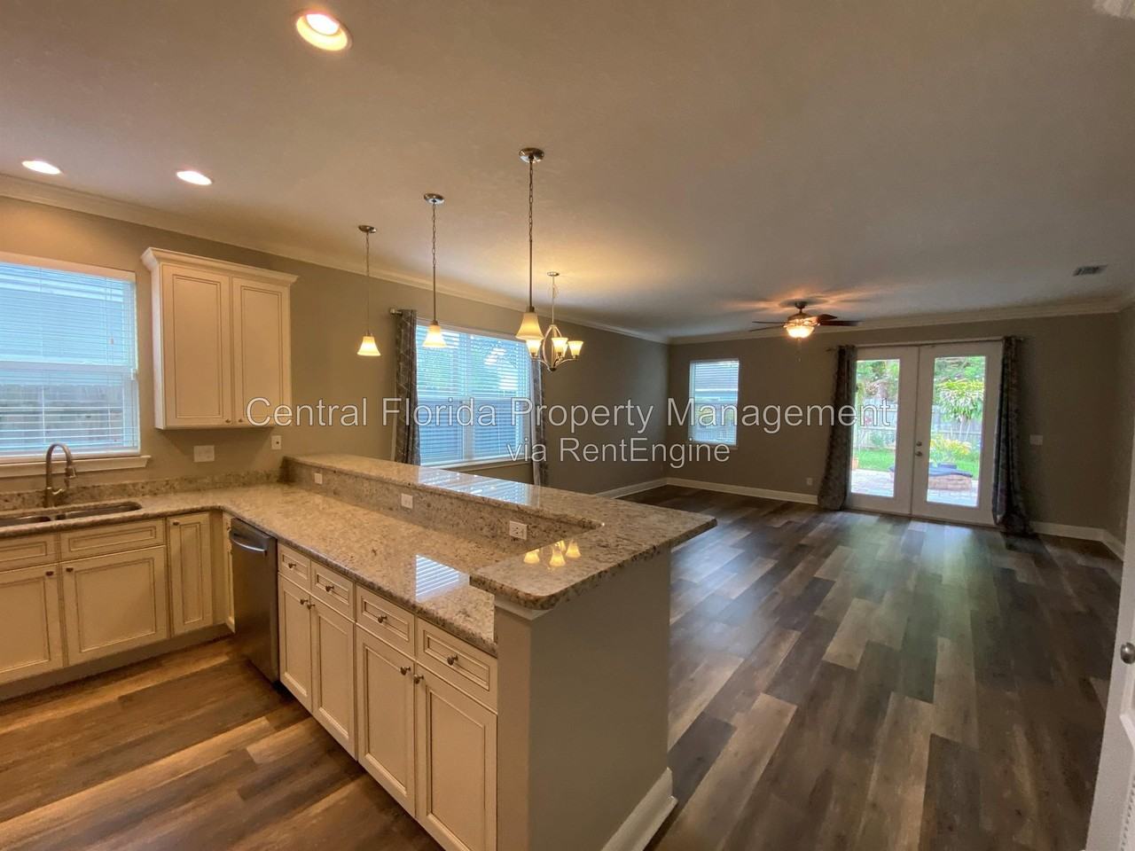 3020 Kilgore St - Photo 3 of 27