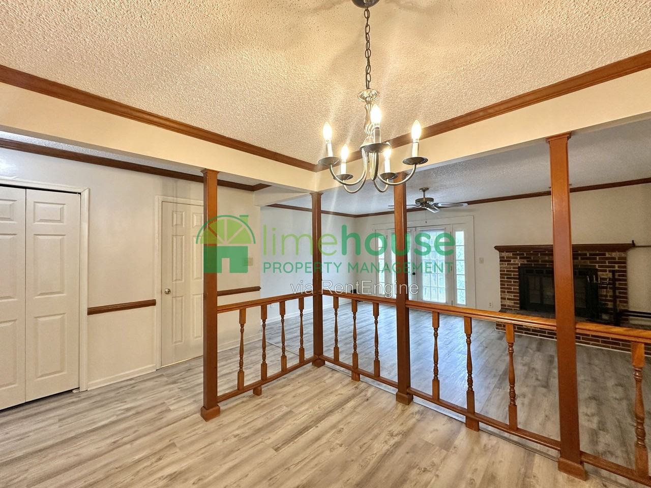 5229 Westhaven Cres #1 - Photo 6 of 19