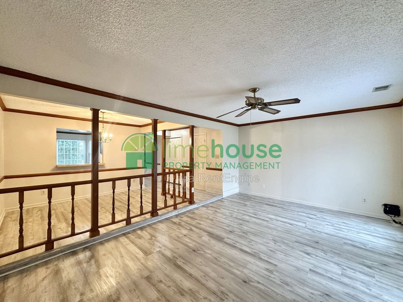 5229 Westhaven Cres #1 - Photo 7 of 19
