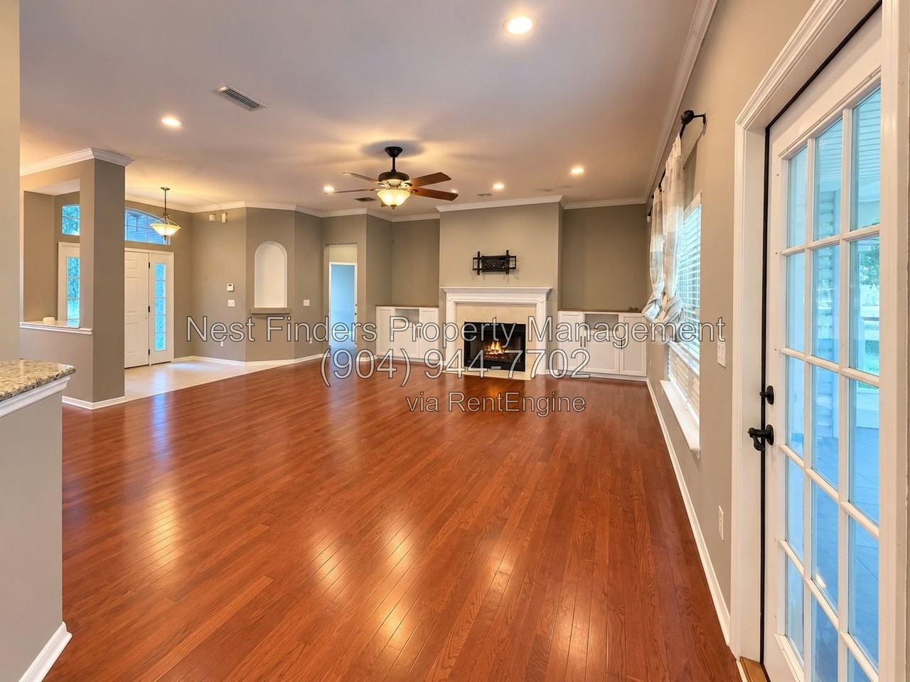 12432 Briarmead Ln - Photo 2 of 10
