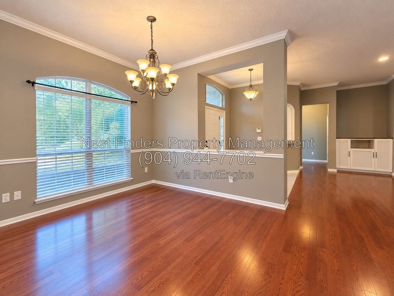 12432 Briarmead Ln - Photo 3 of 10