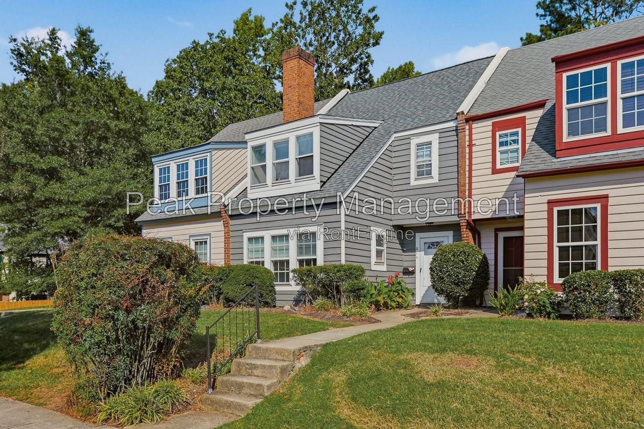 814 Nantucket Ct - Photo 3 of 23