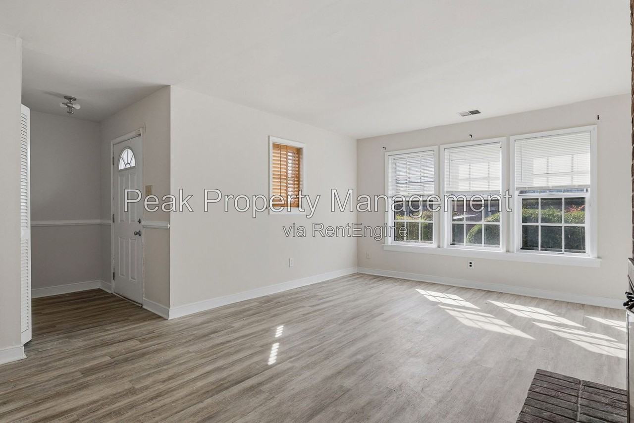 814 Nantucket Ct - Photo 6 of 23