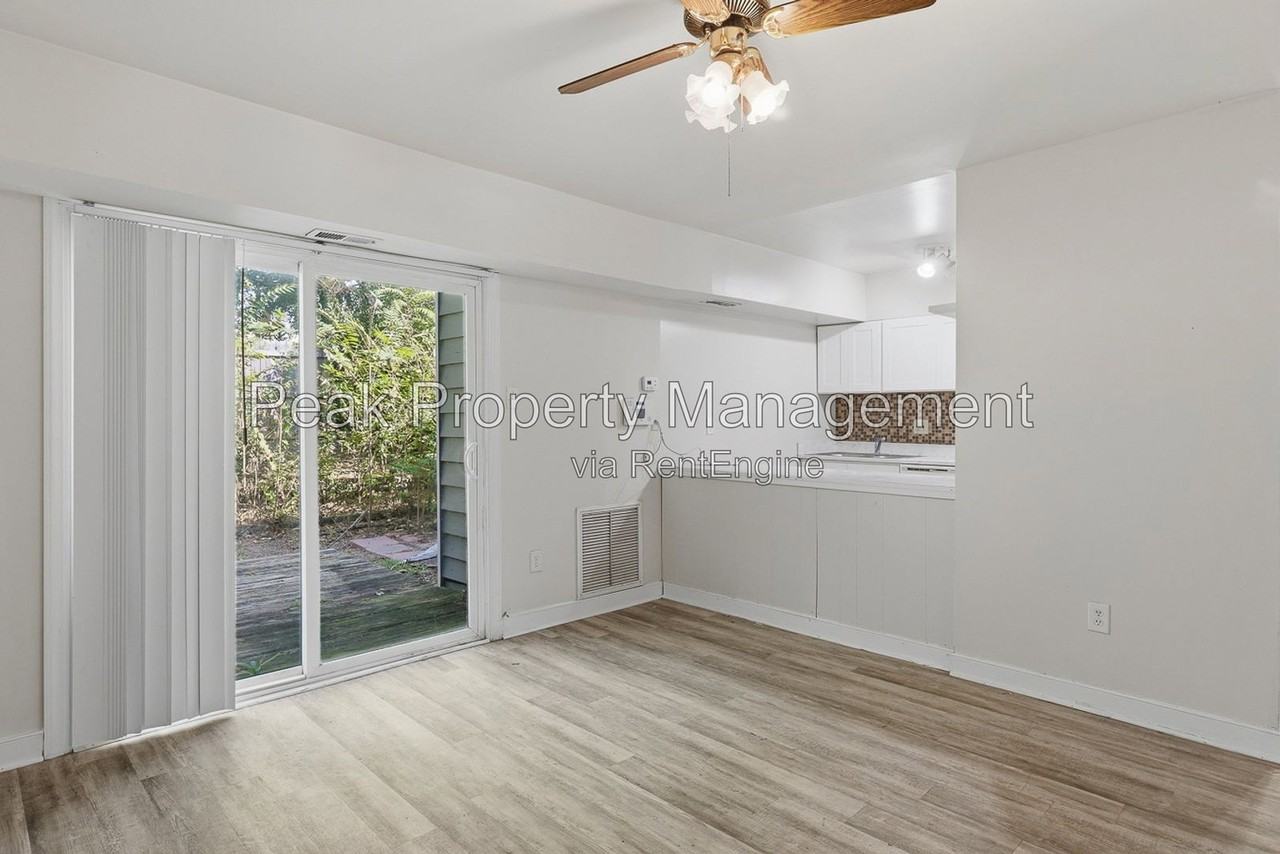 814 Nantucket Ct - Photo 7 of 23