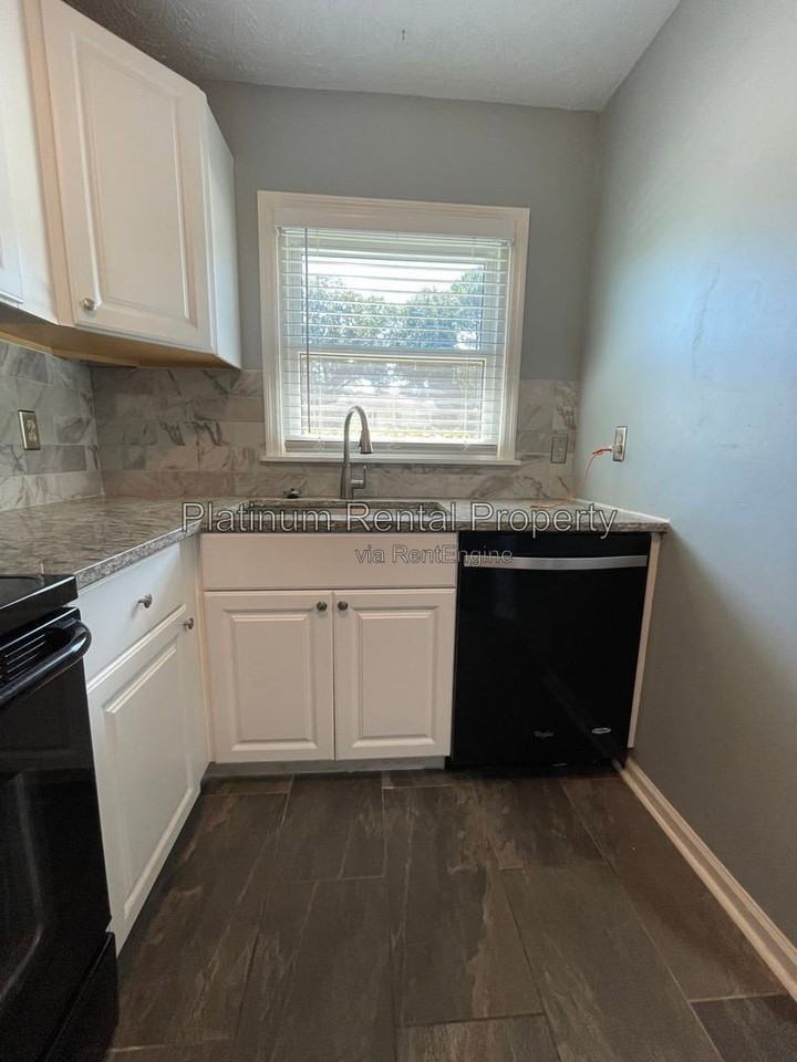 1705 Wynndowne Trl Se - Photo 6 of 34