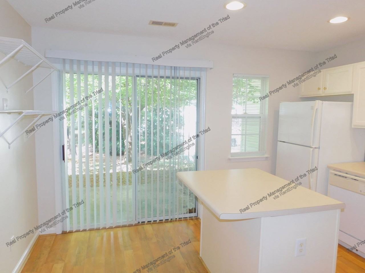 18 Raelans Cir - Photo 3 of 18