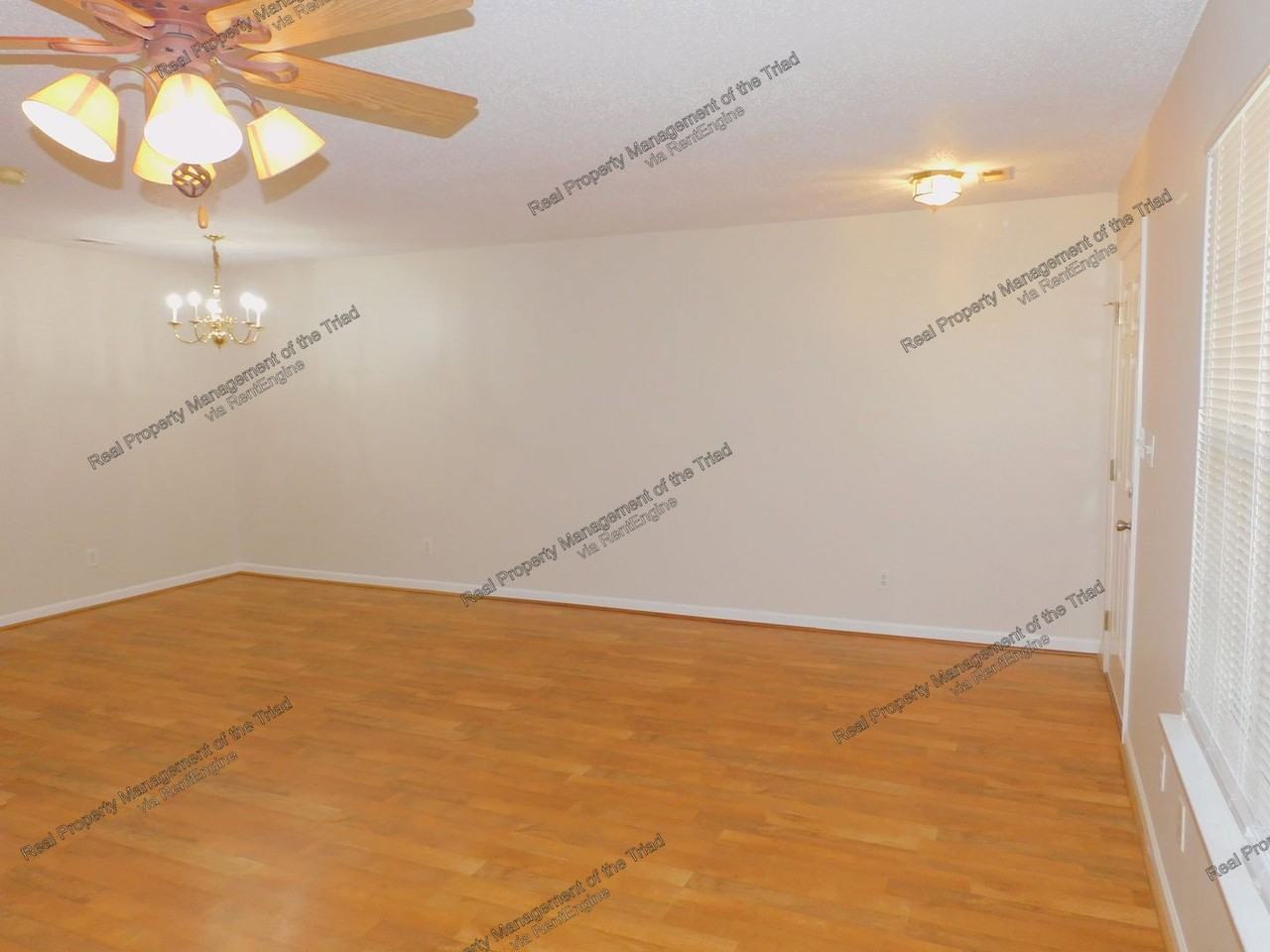 18 Raelans Cir - Photo 7 of 18