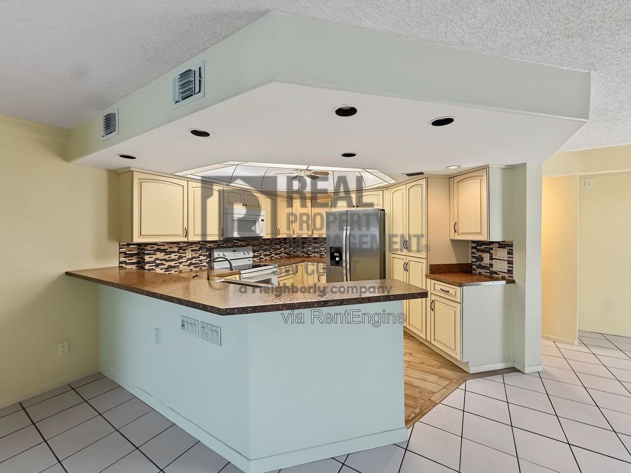 1409 Se 46th Ln #105 - Photo 4 of 20