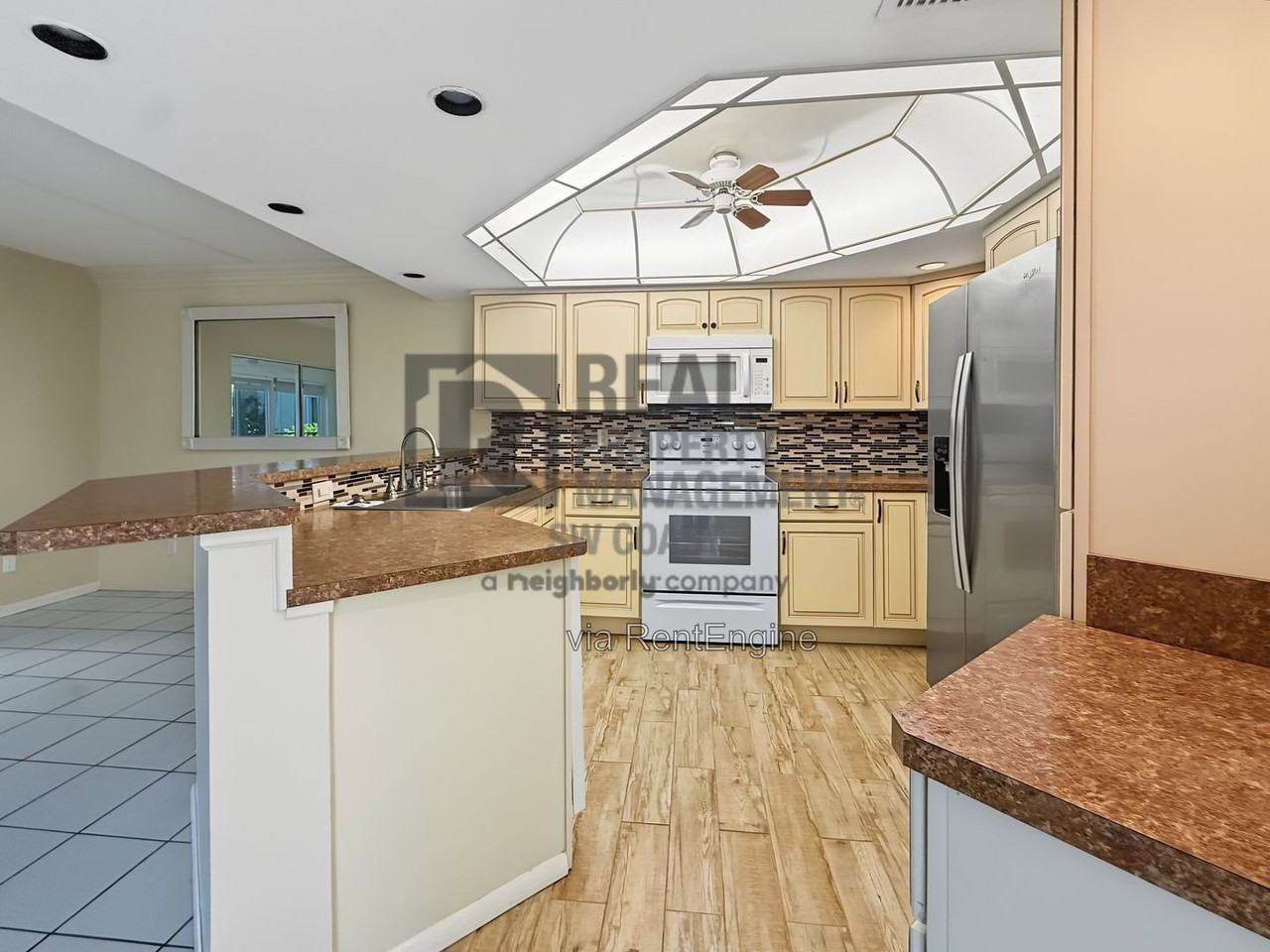 1409 Se 46th Ln #105 - Photo 7 of 20