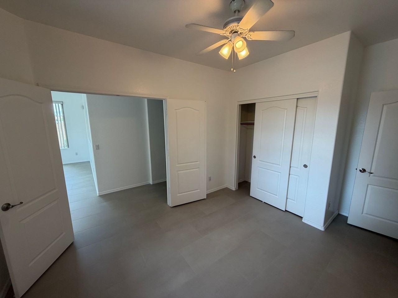 7630 W State Ave - Photo 4 of 20