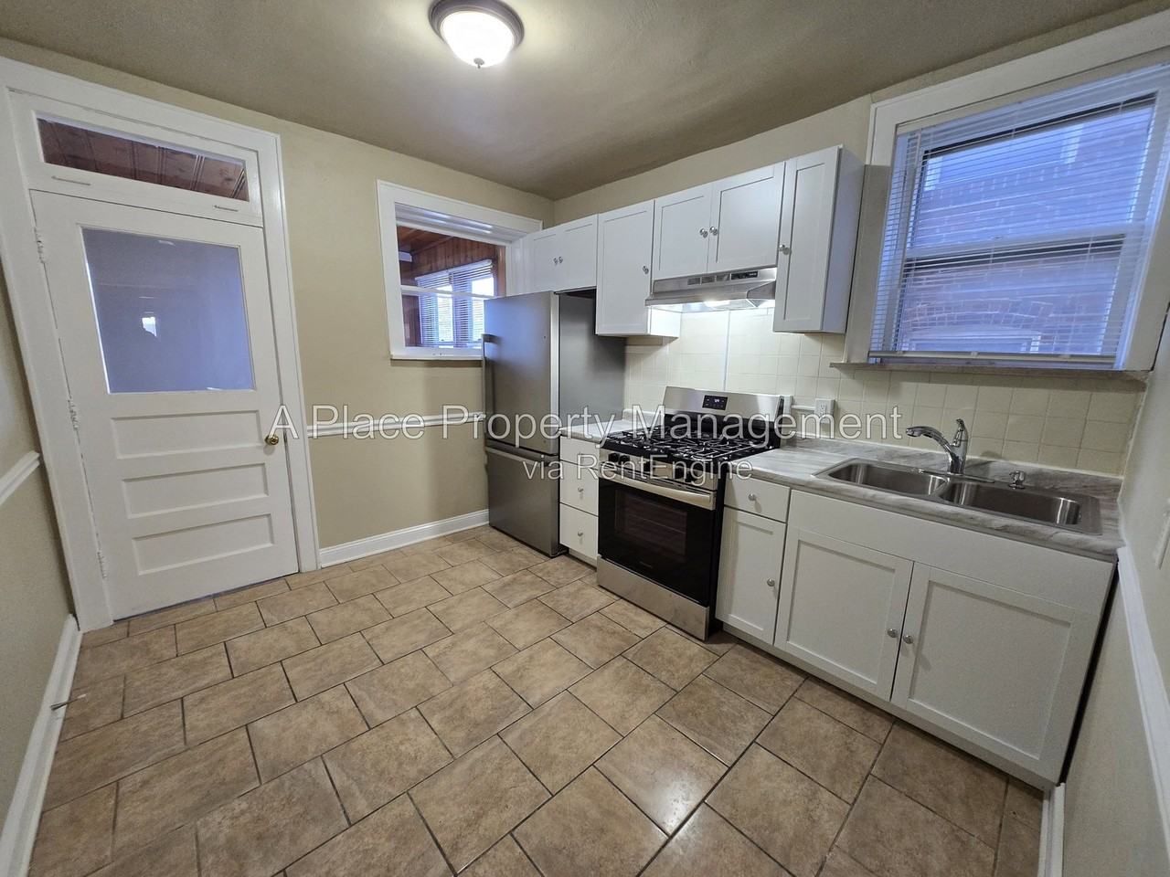 5322 Itaska St - Photo 5 of 11