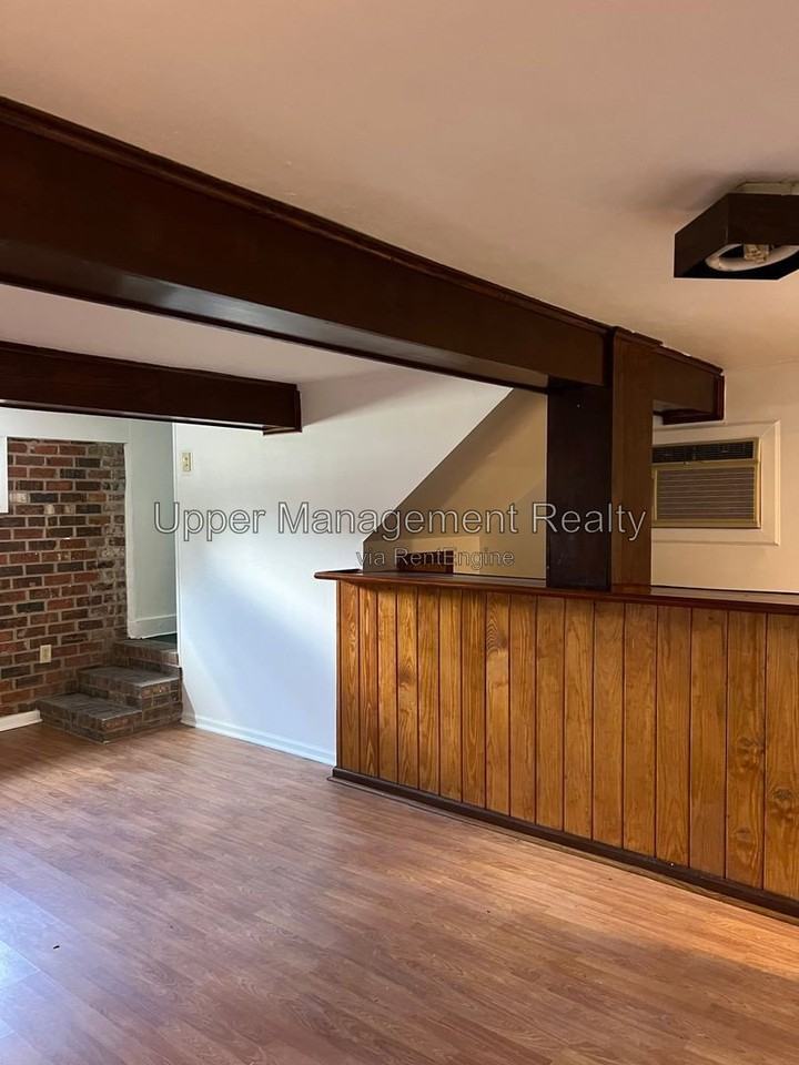 2201 Calhoun St #E - Photo 7 of 12