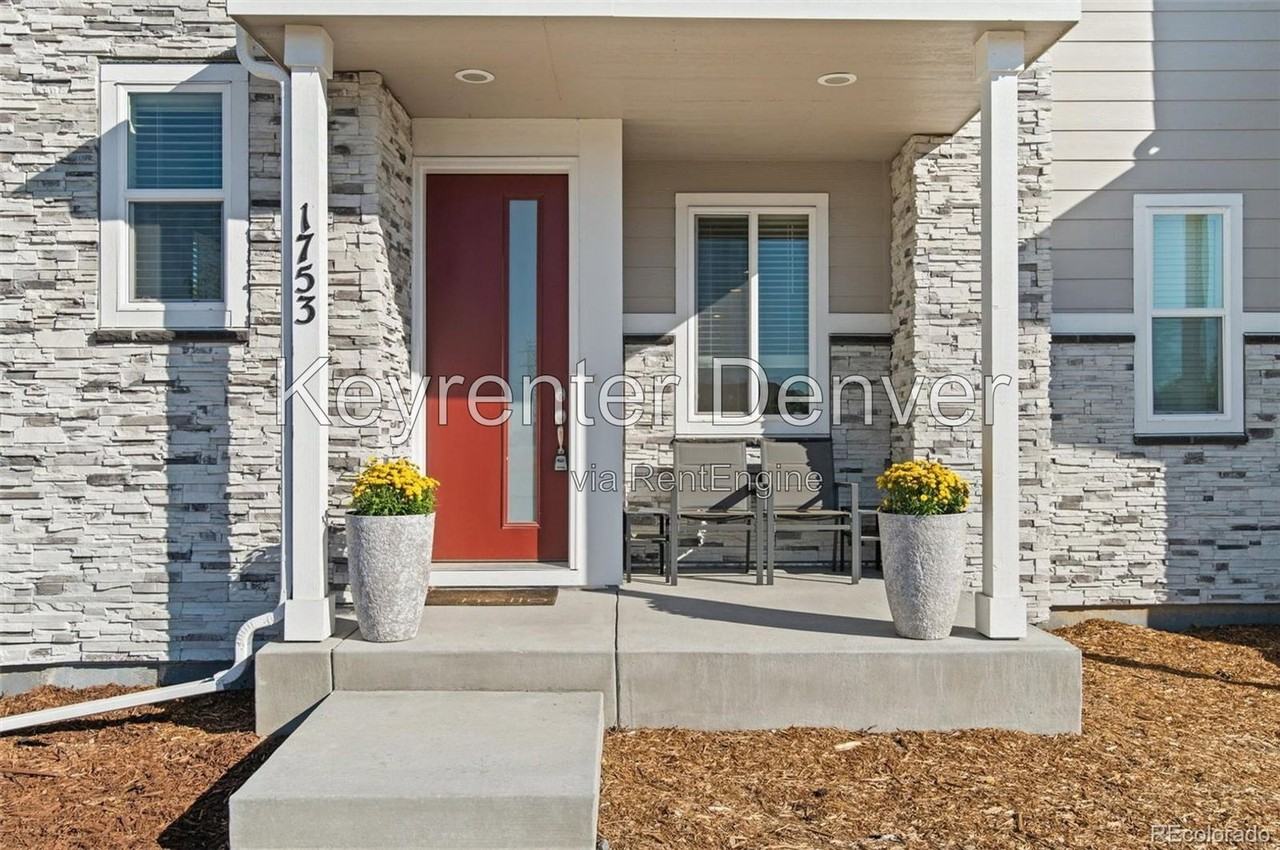 1753 S Andes Cir - Photo 2 of 25