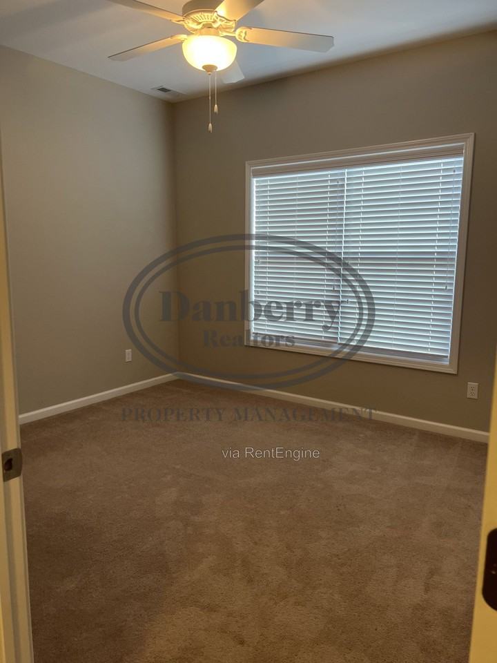 1437 River Park Ln - Photo 7 of 18