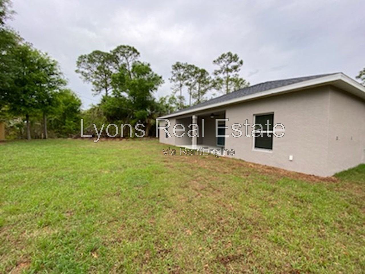 20399 Wilkie Ave - Photo 3 of 50
