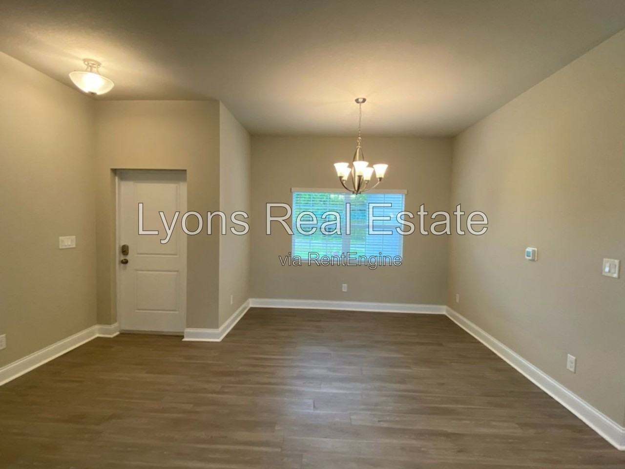 20399 Wilkie Ave - Photo 7 of 50