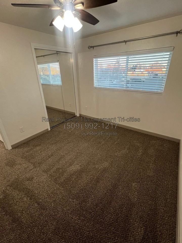 1817 W Cartmell St #208 - Photo 6 of 9