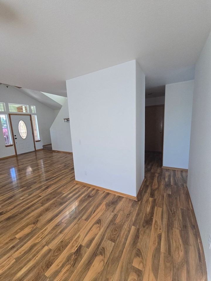 2405 Nw Antler Ct - Photo 6 of 20