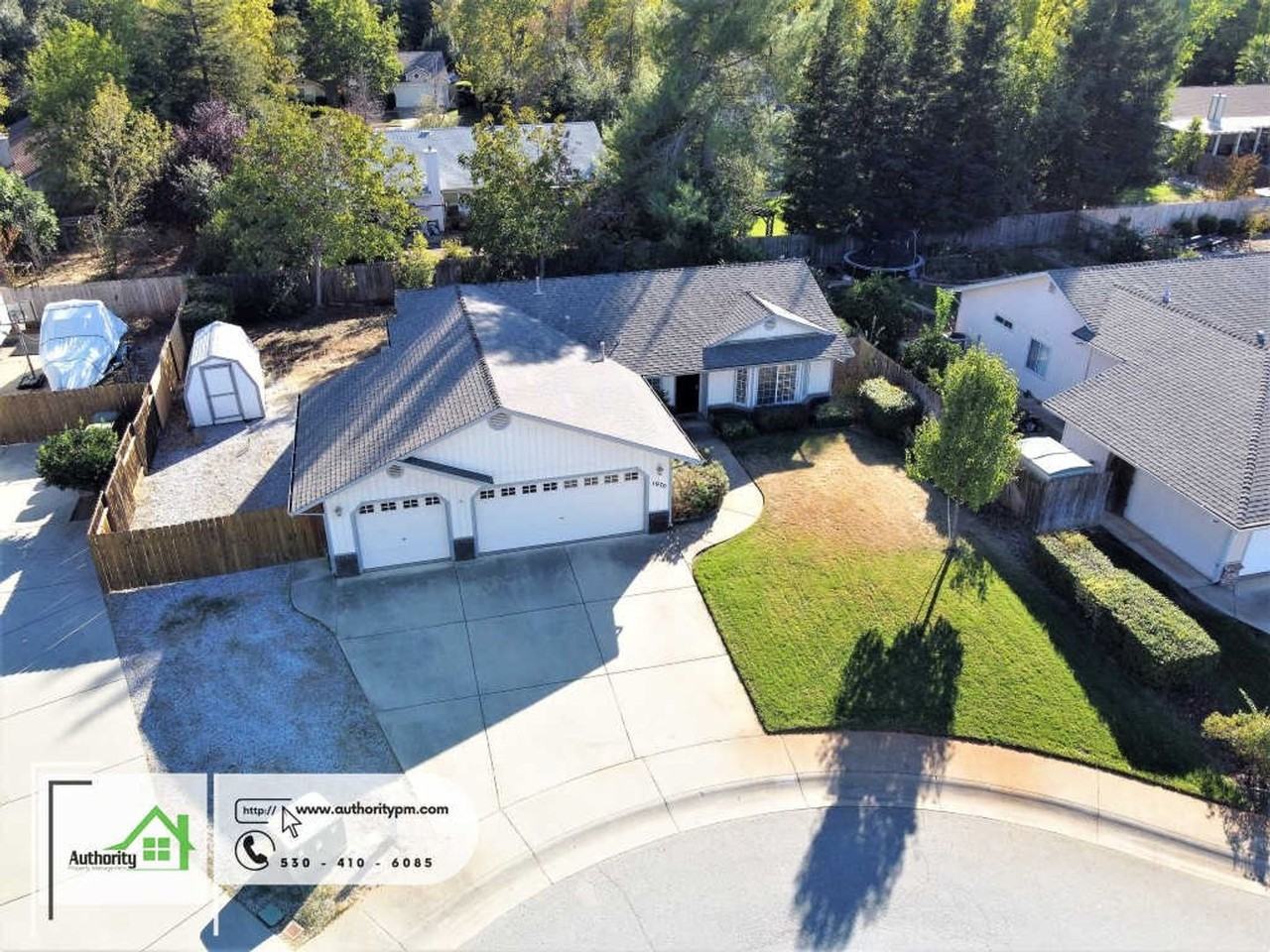 1970 Catherine Way - Photo 3 of 22