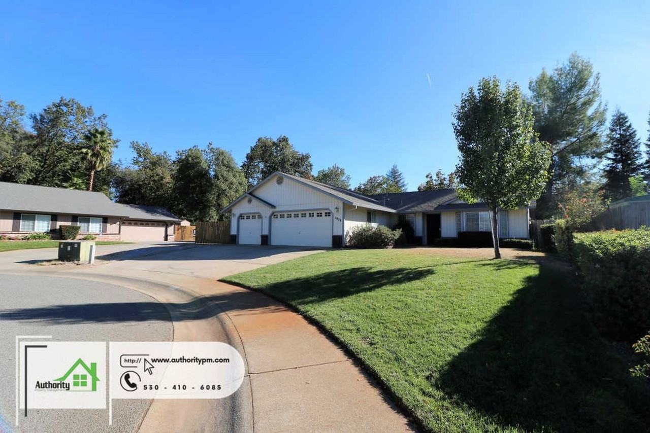 1970 Catherine Way - Photo 4 of 22