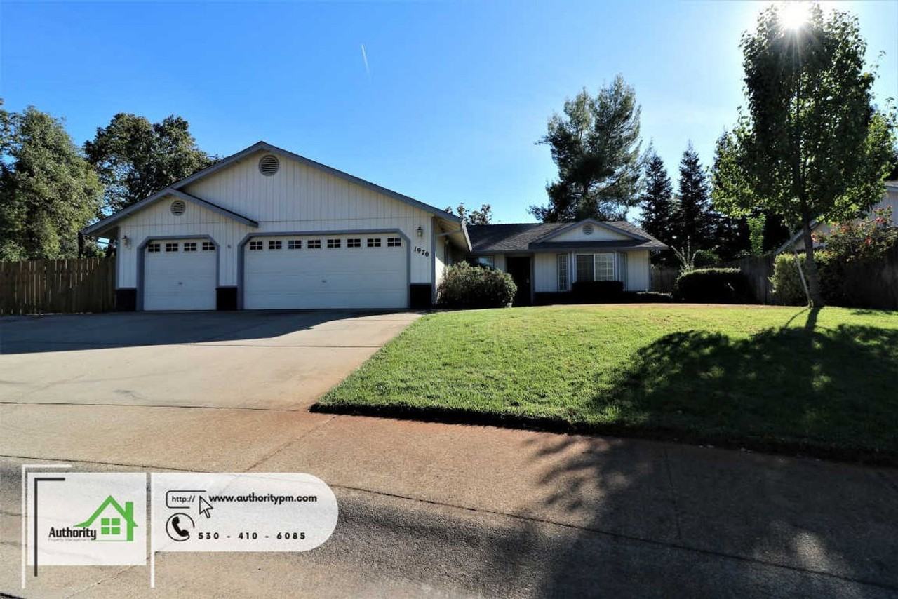 1970 Catherine Way - Photo 5 of 22