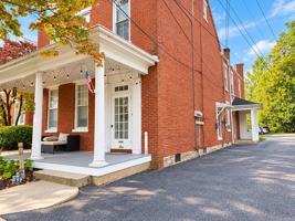 featured image of 304 N Broad St