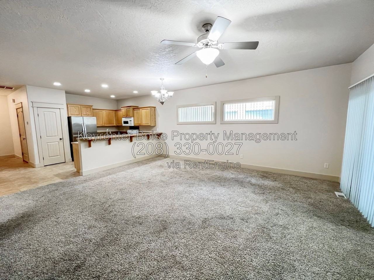 2246 S Dorothy Ave - Photo 4 of 15