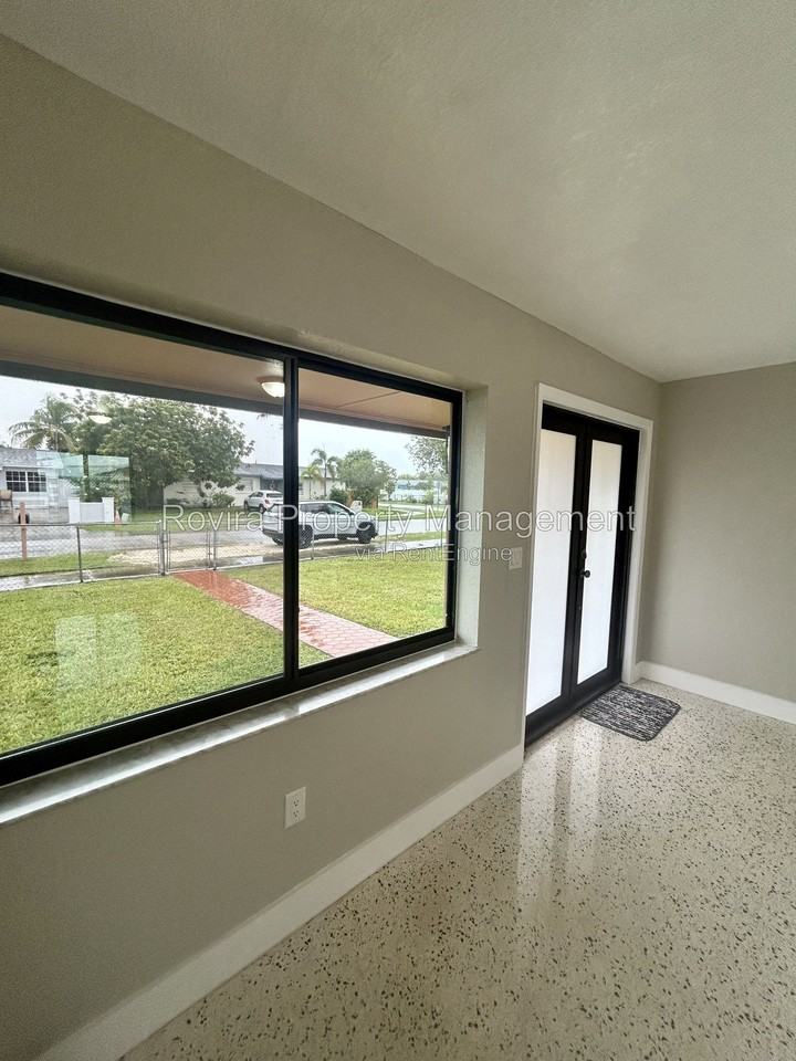 15241 Sw 307th Rd - Photo 4 of 32