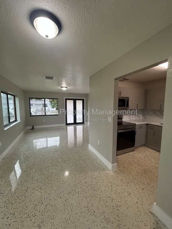 15241 Sw 307th Rd - Photo 7 of 32