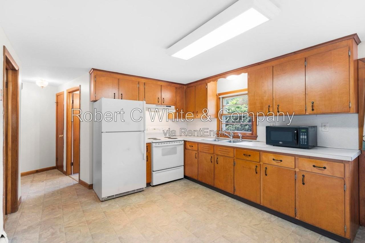 24 Norway St - Photo 4 of 20