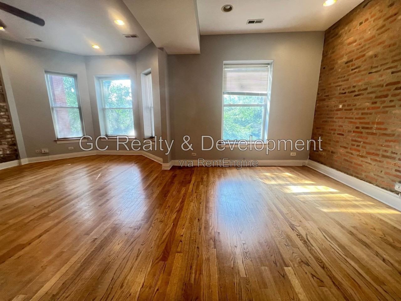 4943 S Michigan Ave #2S - Photo 6 of 23