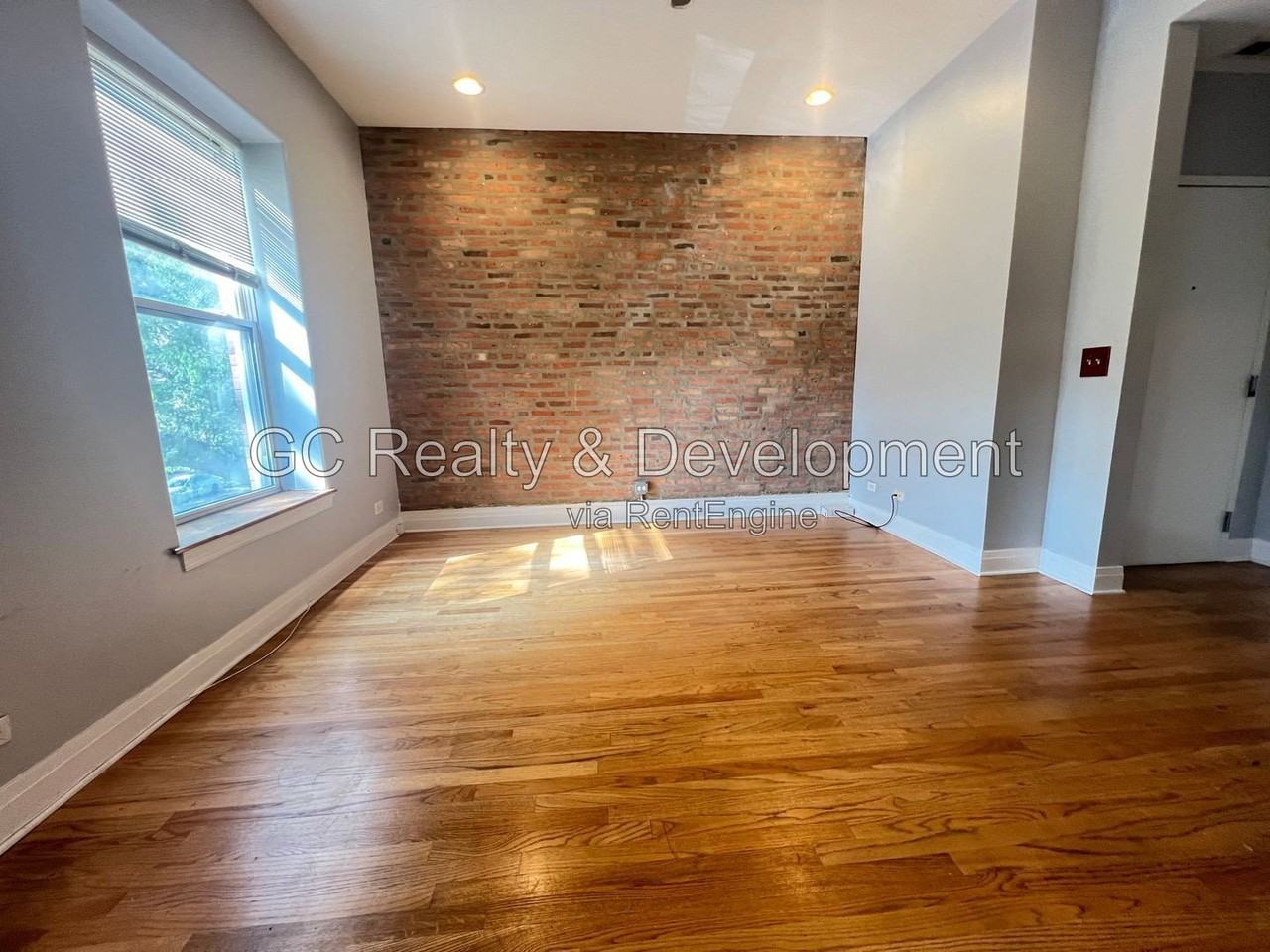 4943 S Michigan Ave #2S - Photo 7 of 23