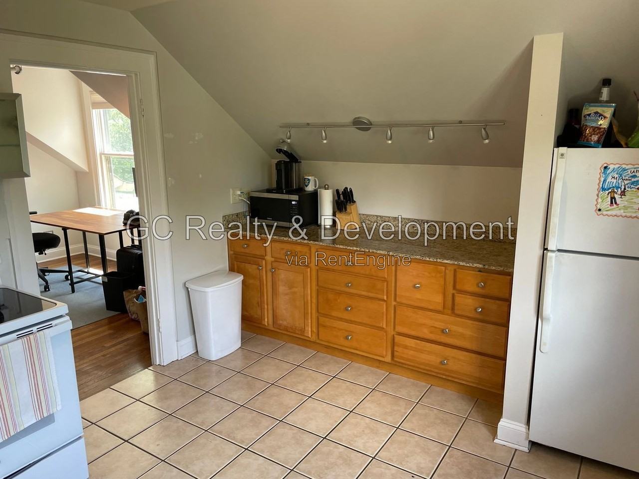 656 Chestnut St #2 - Photo 7 of 20