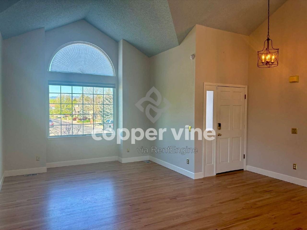 7514 Swadley St - Photo 3 of 35