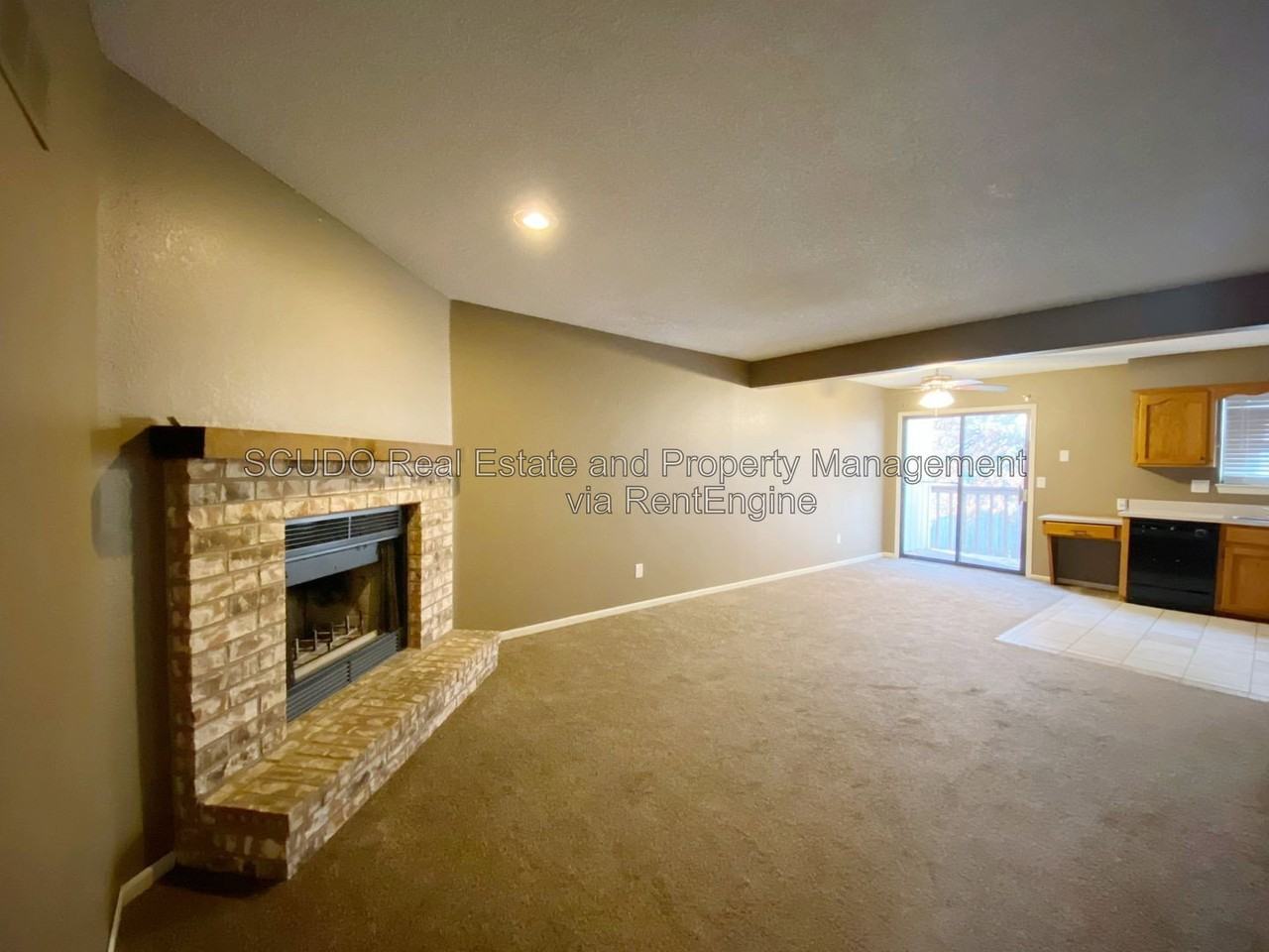 510 Ne Malibu Dr - Photo 6 of 15