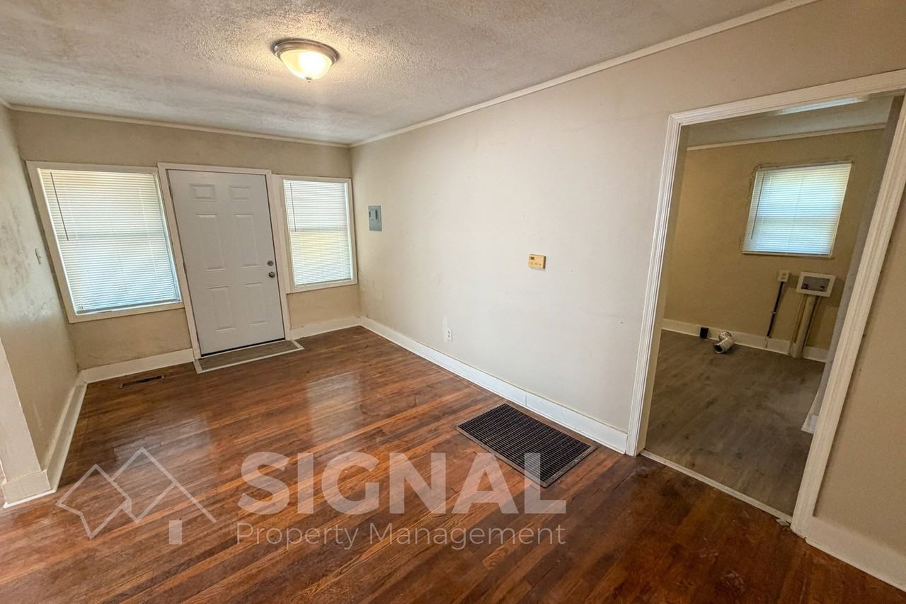 1300 8th St - Photo 6 of 23