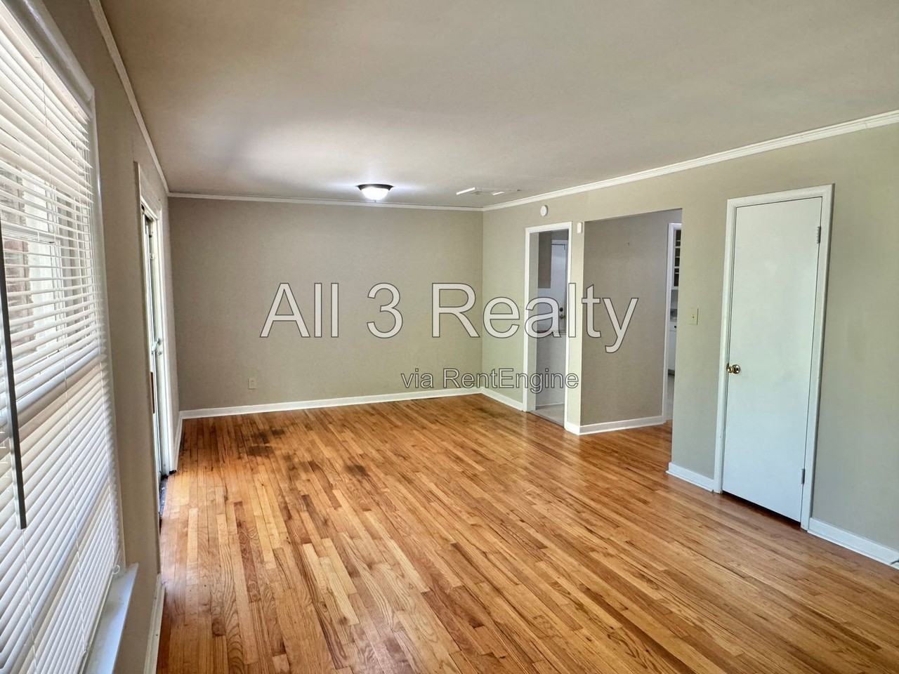 939 Green Ridge Ct - Photo 7 of 22