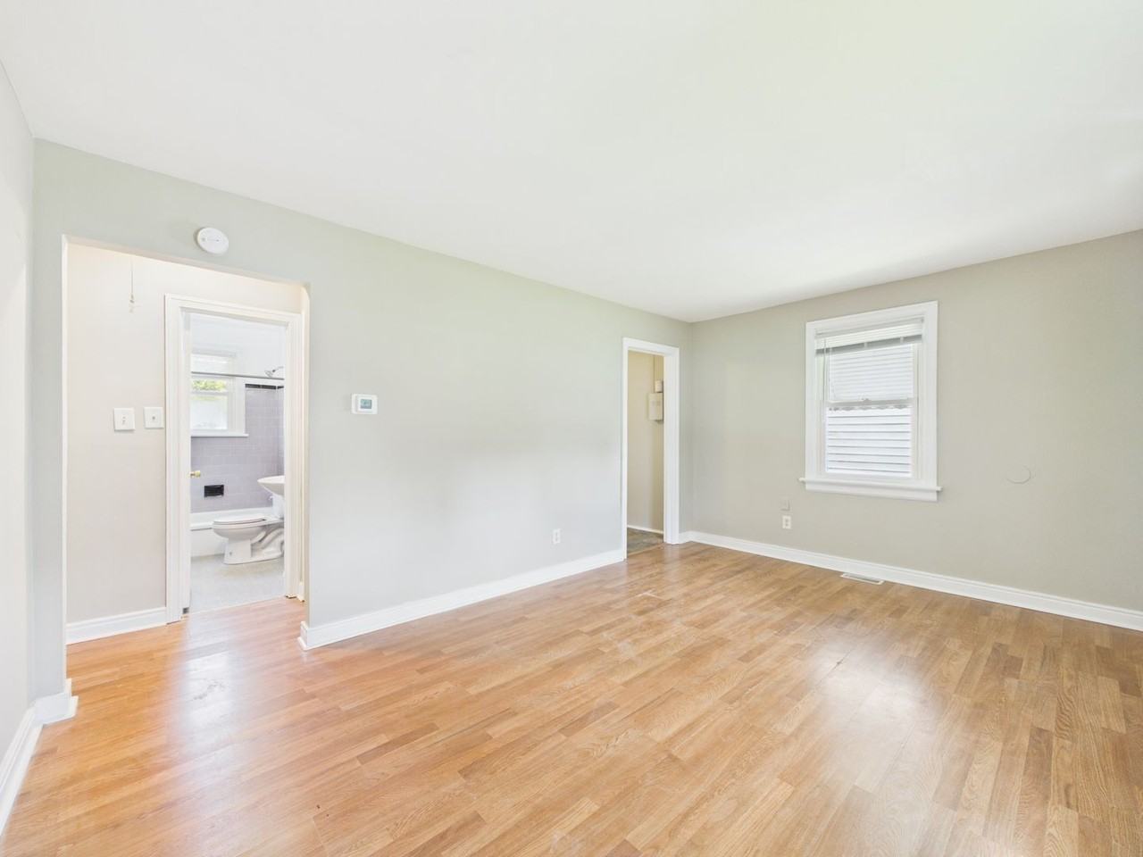 1504 N 31st St - Photo 6 of 34
