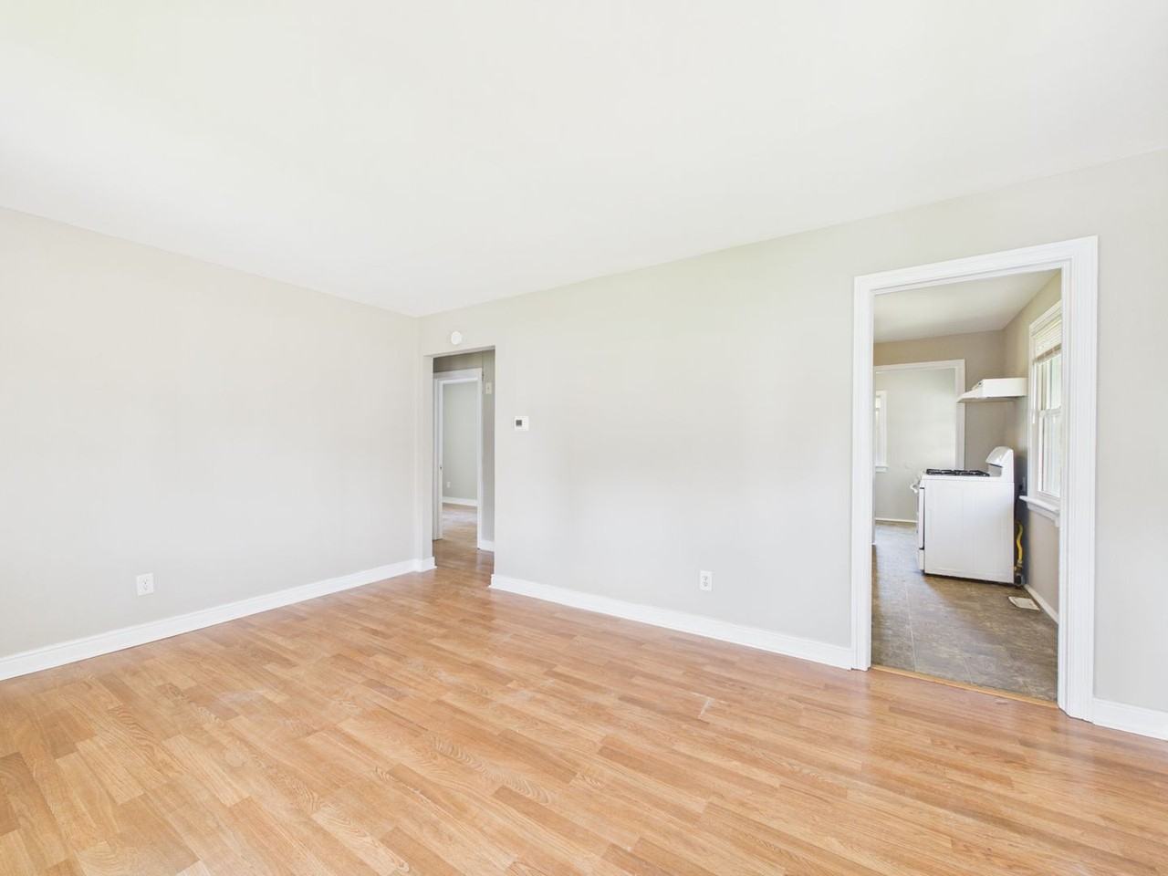 1504 N 31st St - Photo 7 of 34