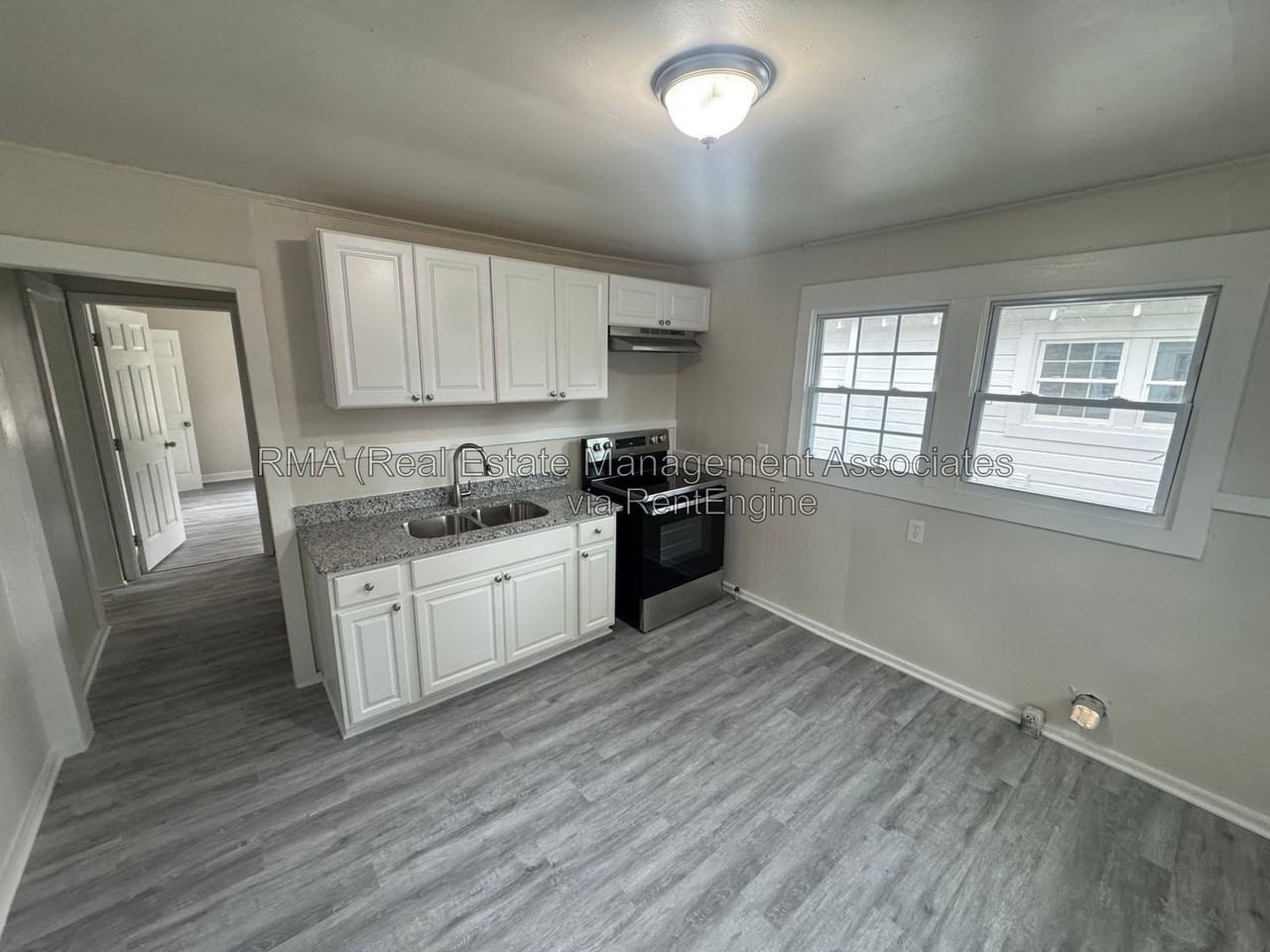 724 Lane St - Photo 3 of 7