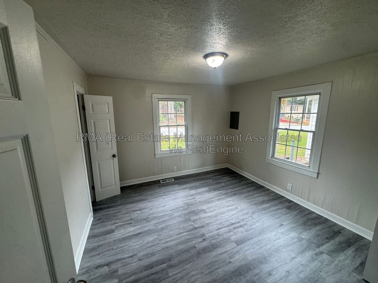 724 Lane St - Photo 7 of 7