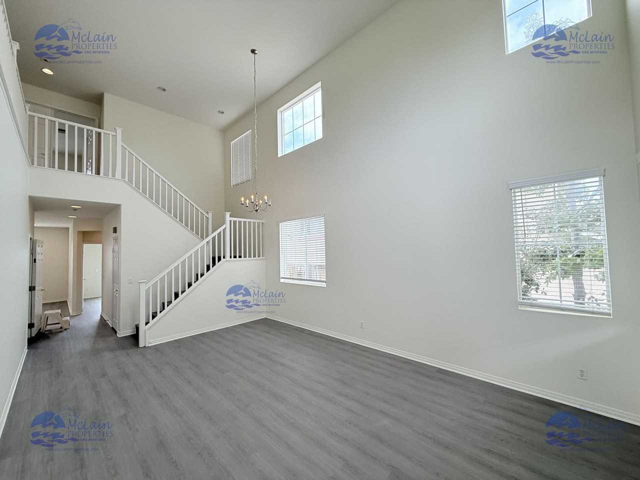 787 Kirkwall Dr - Photo 3 of 39